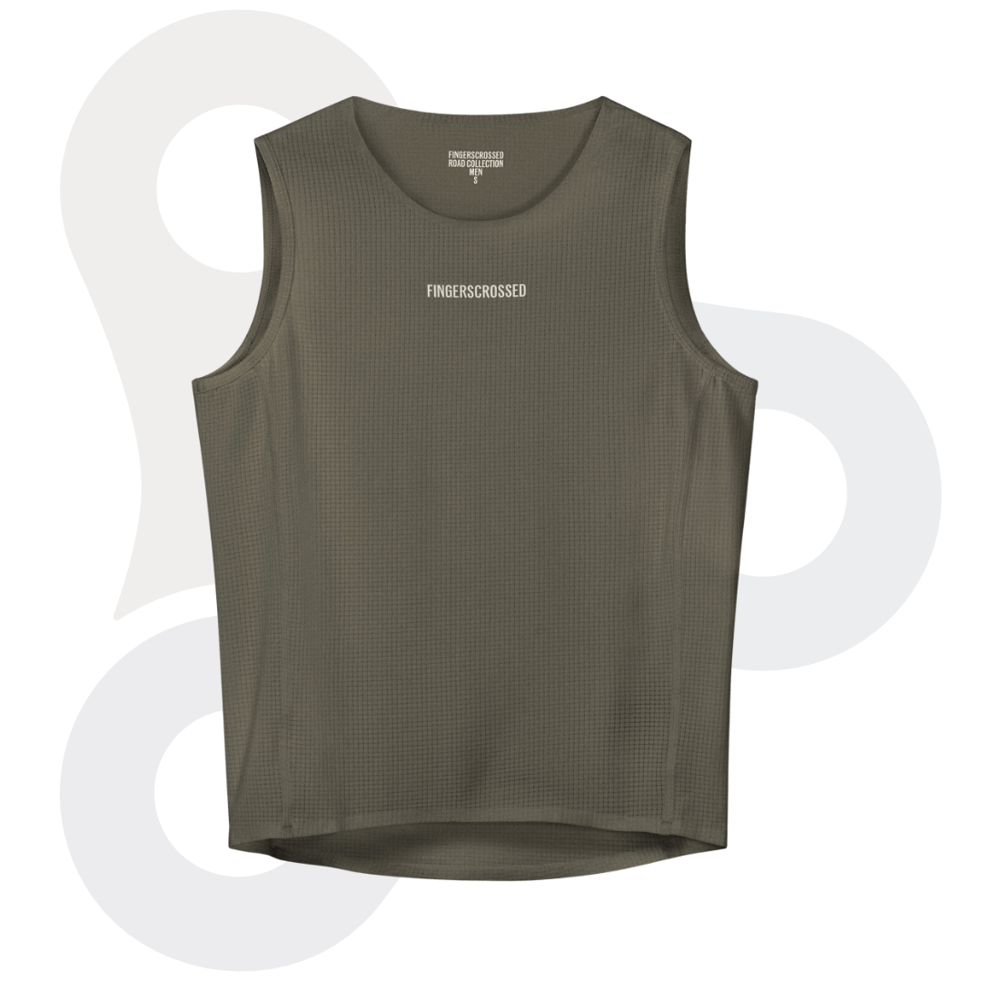 Fingerscrossed Herren Road-Baselayer in der Farbe olive von vorne