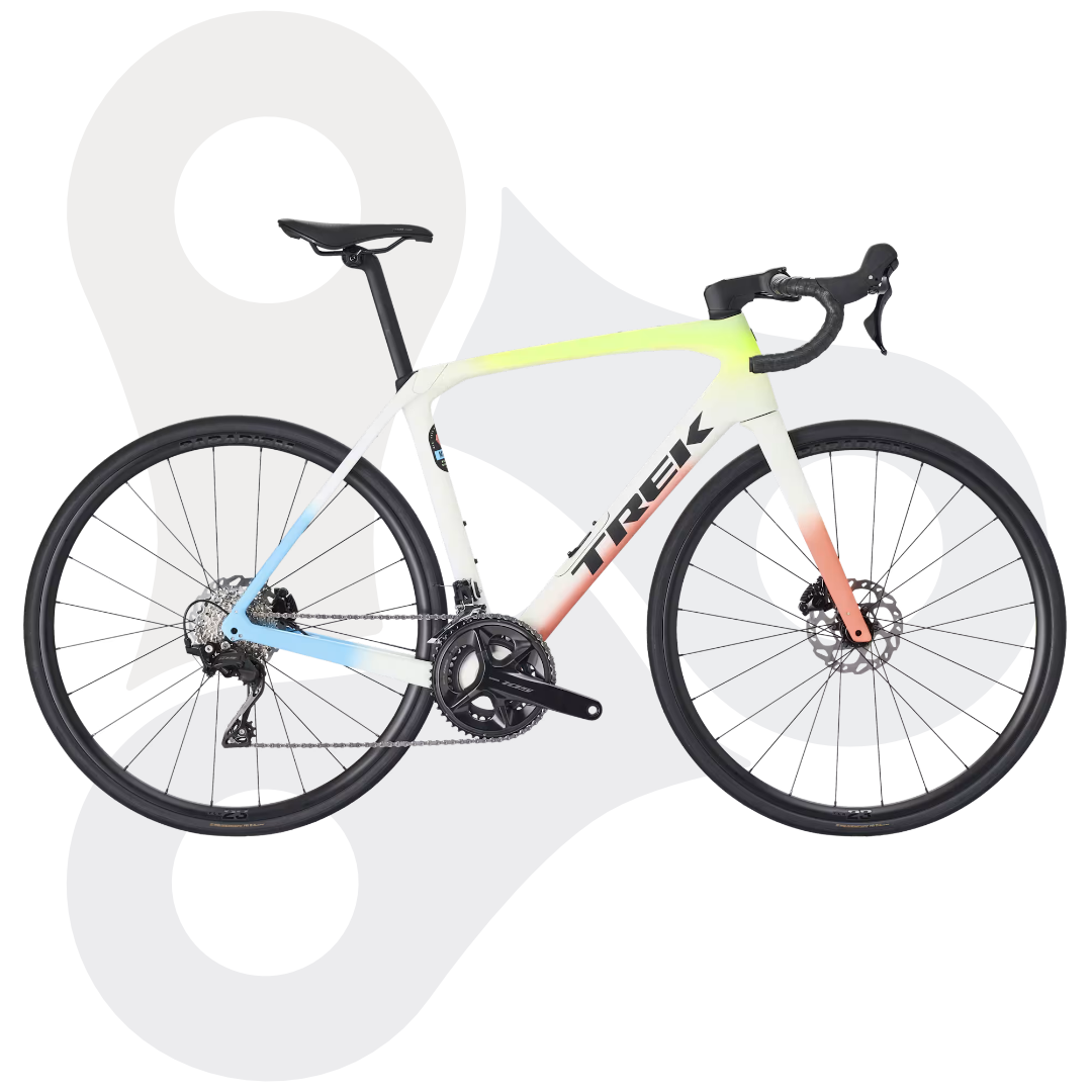 Trek Domane SL5 Gen4 Rennrad in der Farbe Era White, Glowstick, Coral Fade