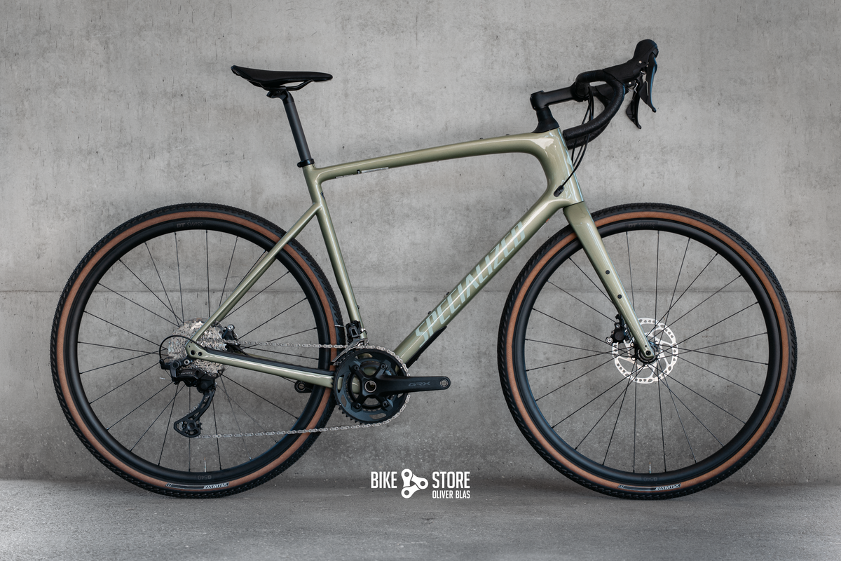 Specialized Diverge Sport Carbon Gravelbike in der Farbe Satin Metallic Spruce | Spruce