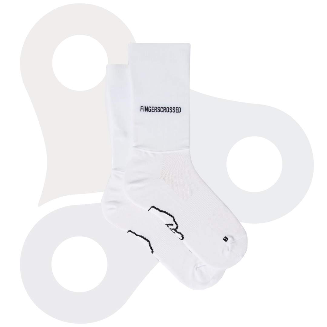 Fingerscrossed Aero Socken in weiß mit horizontalem Fingerscrossed Logo