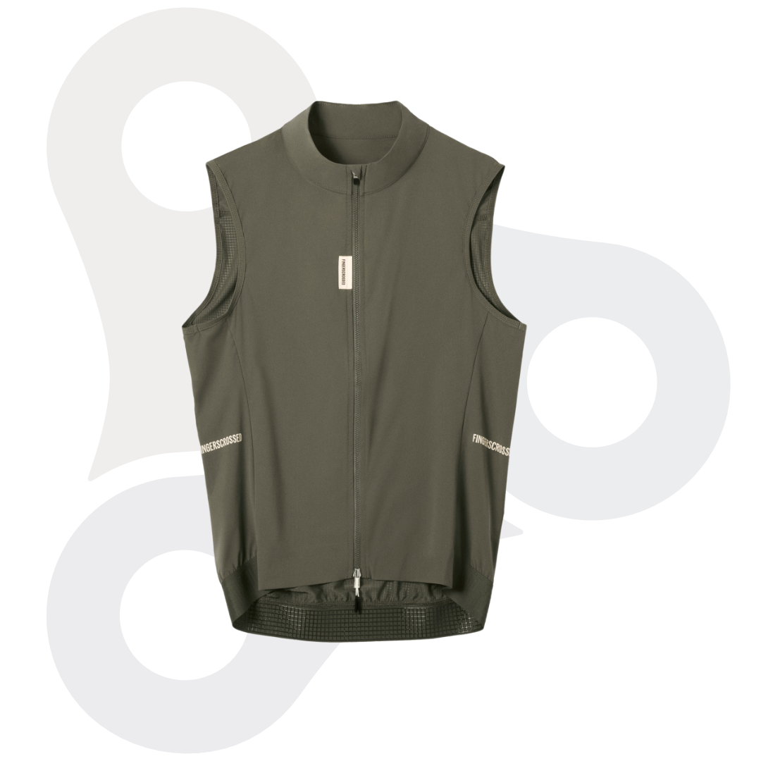Fingerscrossed Damen Road-Wind-Vest in der Farbe olive von vorne
