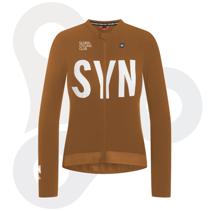 SYN Longsleeve Training Jersey 2.0 in der Farbe Umber mit weißem SYN Schriftzug von vorne