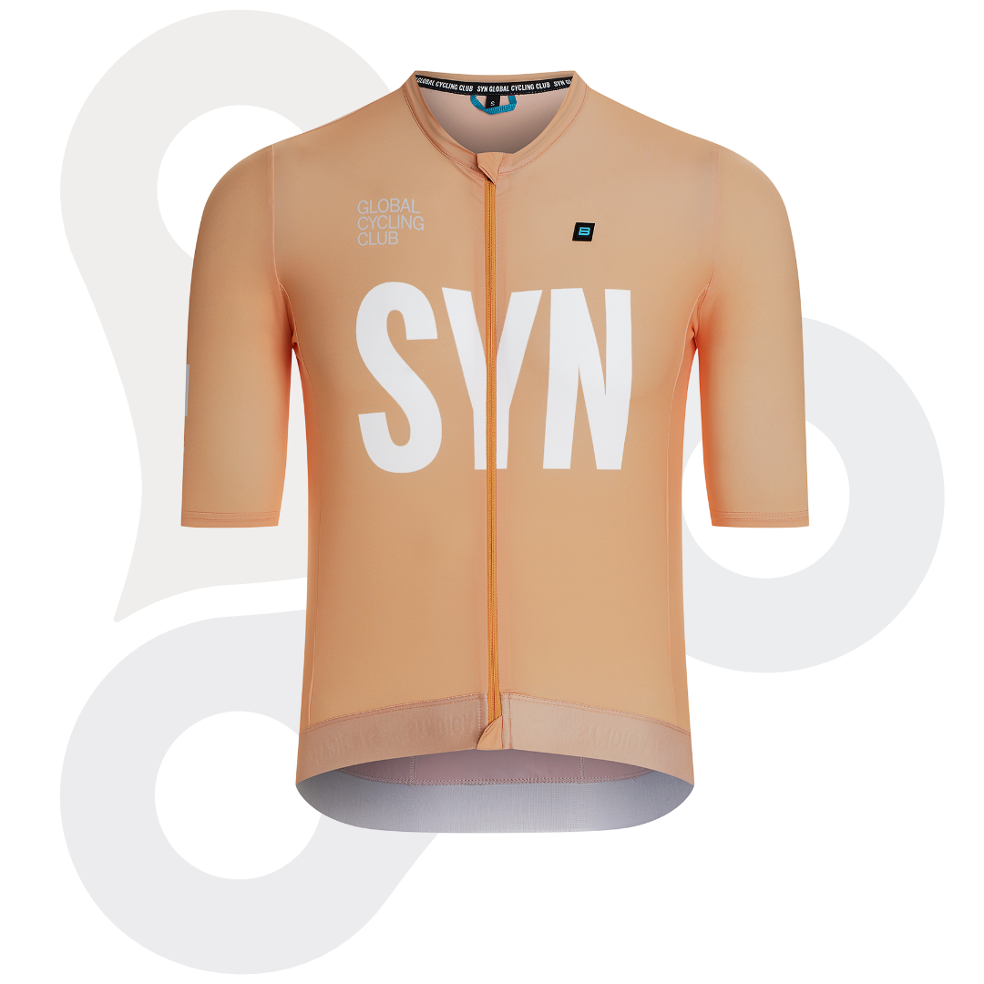 SYN Training Jersey 2.0 in cantaloupe mit weißem SYN Schriftzug
