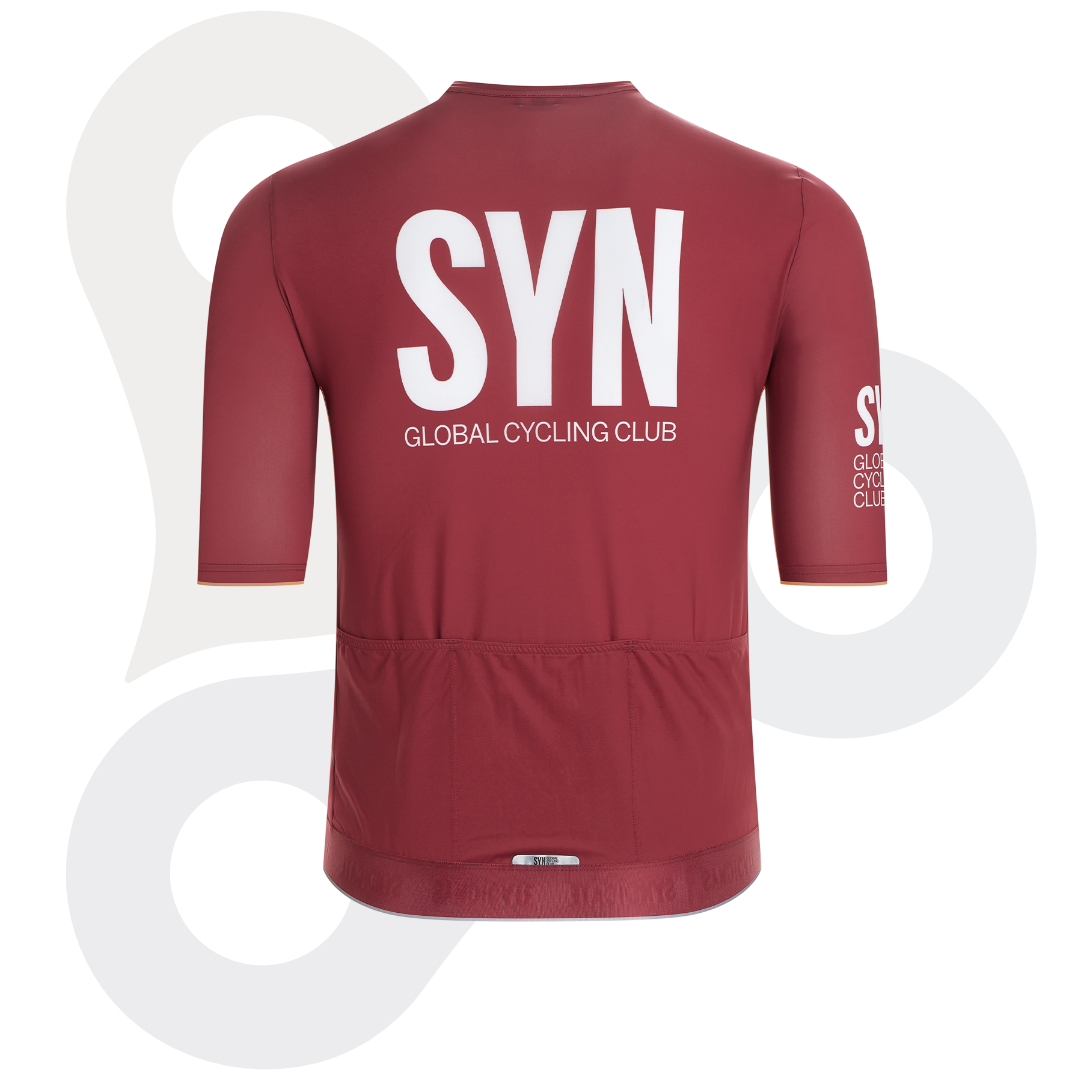 SYN Herren Taining Jersey 2.0 in cherry mit weißem SYN Logo von hinten