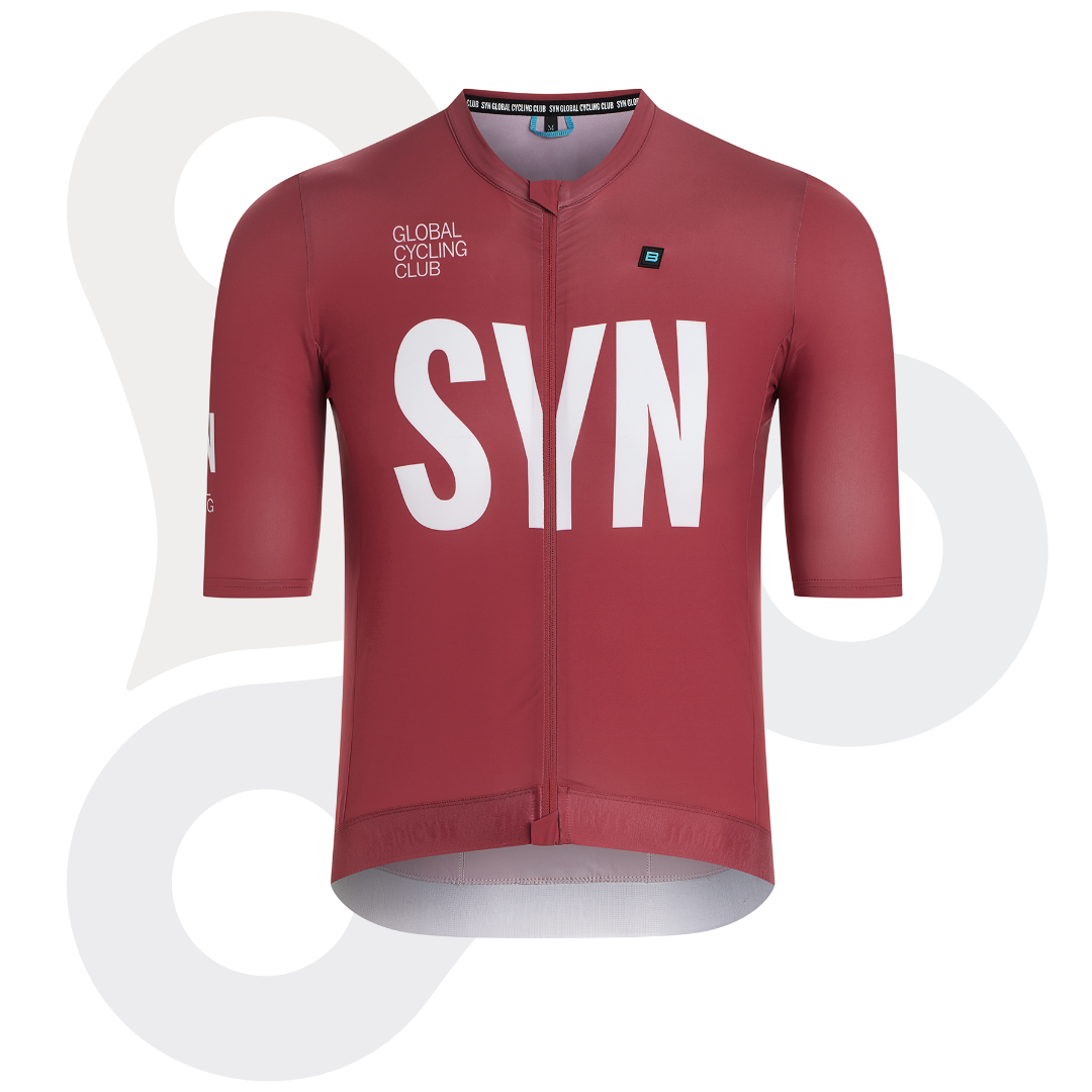 SYN Herren Taining Jersey 2.0 in cherry mit weißem SYN Logo von vorne