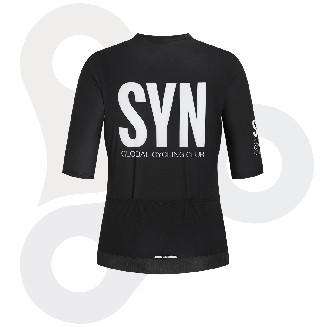 SYN Training Jersey 2.0 in schwarz mit weißem SYN Schriftzug