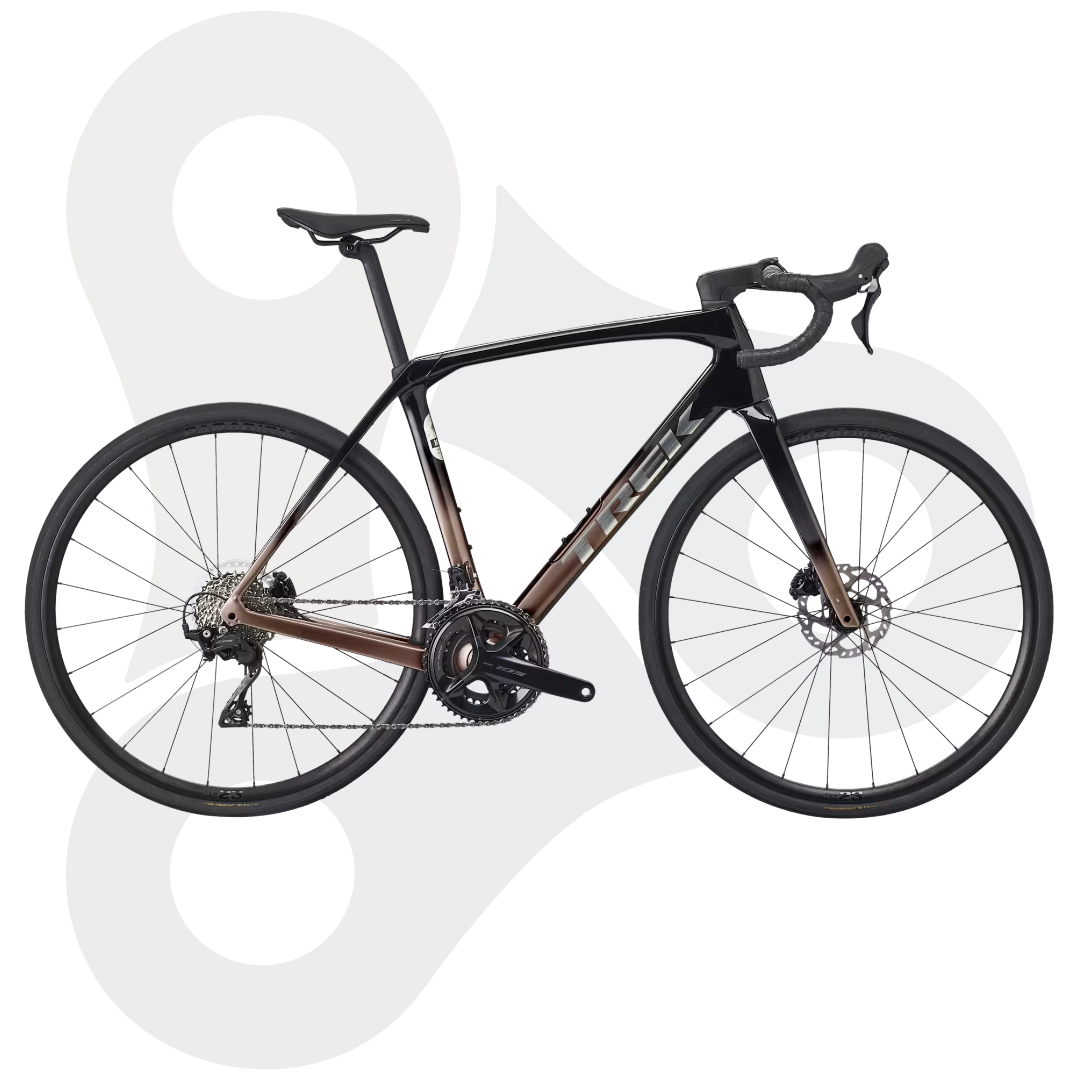 Trek Domane SL5 Gen4 in der Farbe Darkstar to Bronze Age Fade (Schwarz und Bronze mit Verlauf)